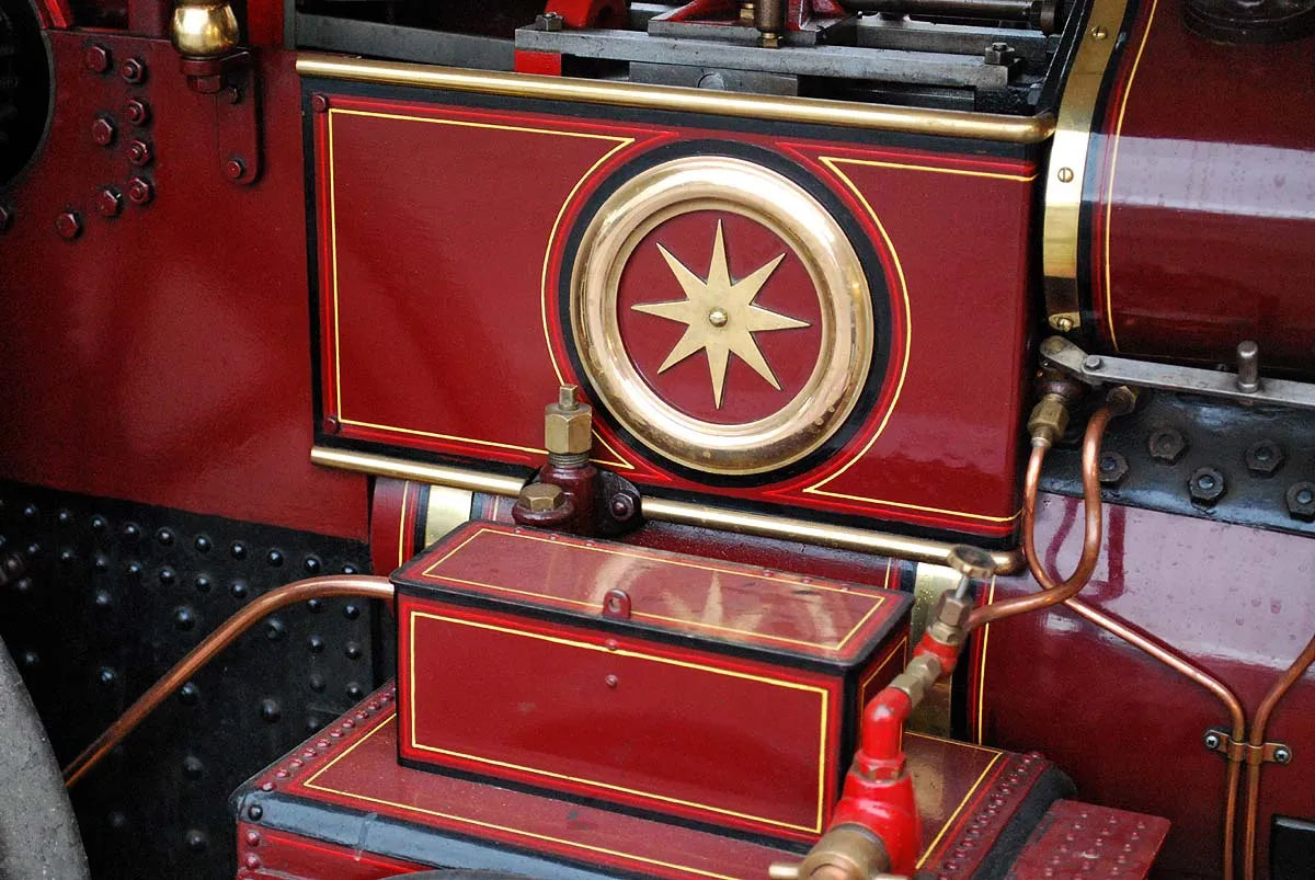 4 inch scale Burrell SCC Showmans engine