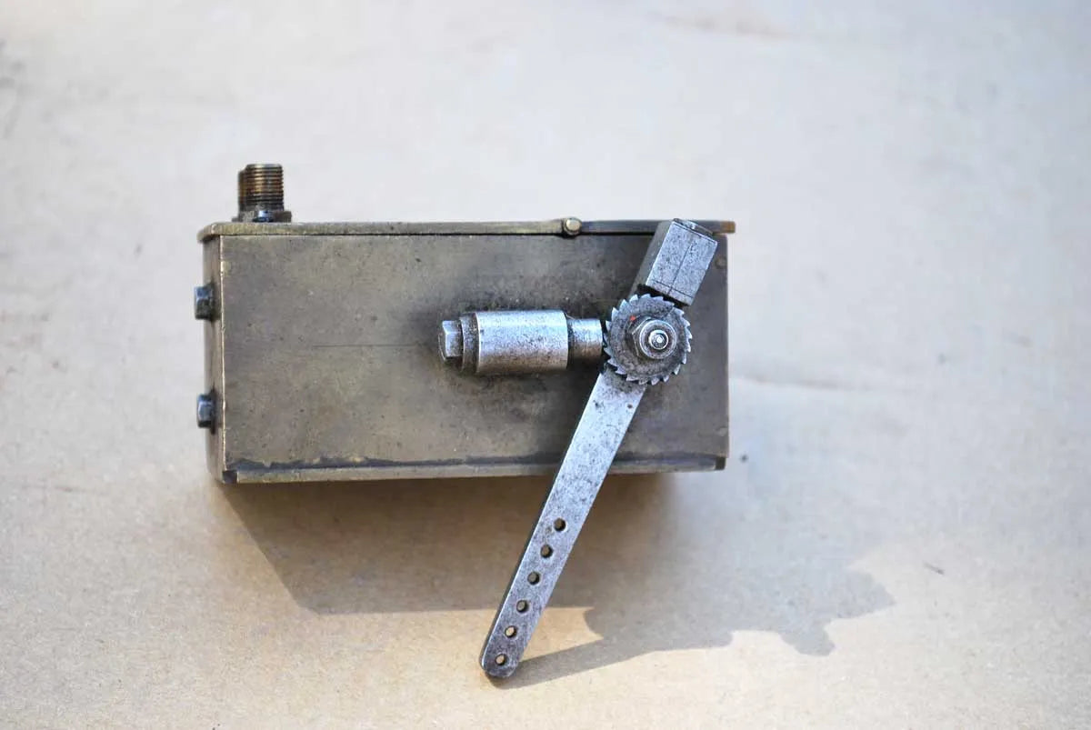 Mechanical lubricator