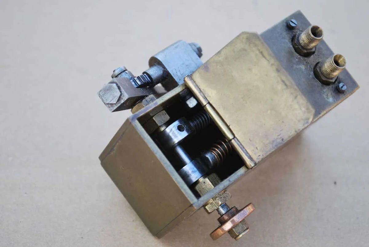 Mechanical lubricator