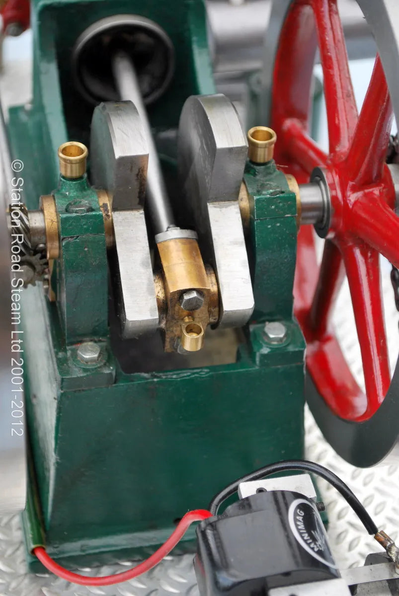 Westbury "Wyvern" open crank engine
