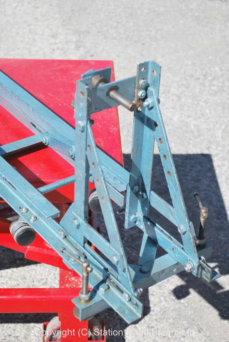 5 inch gauge engine building stand