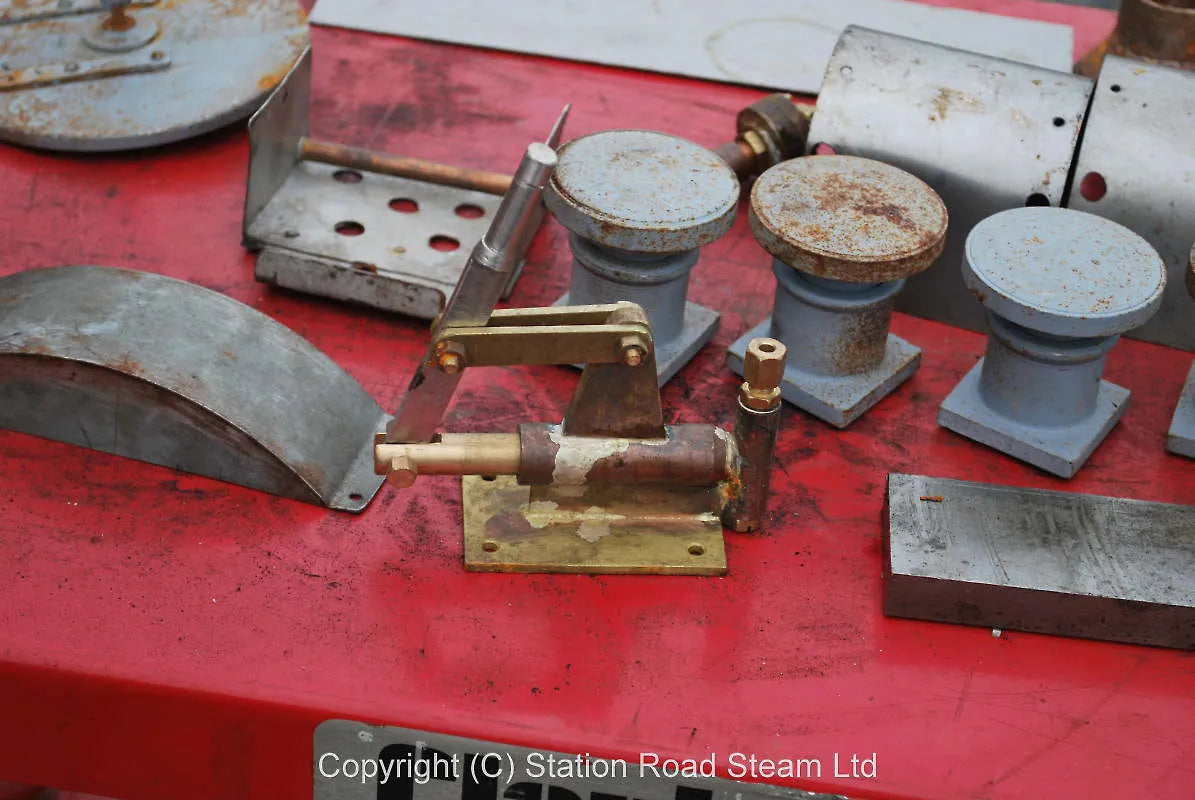 5 inch gauge part-built "Dolgoch" 0-4-0T with drawings