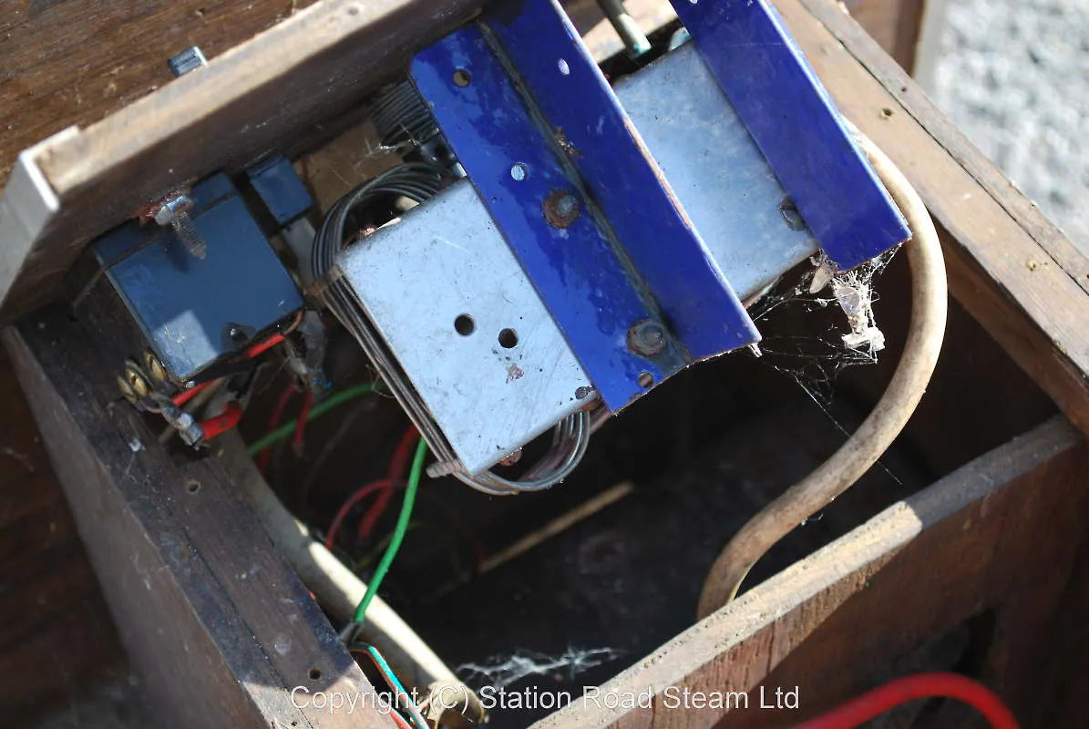 7 1/4 inch gauge battery-electric tram