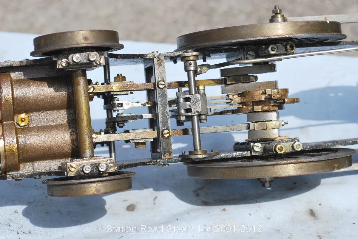 3 1/2 inch gauge LNWR 2-4-0 "Mabel"