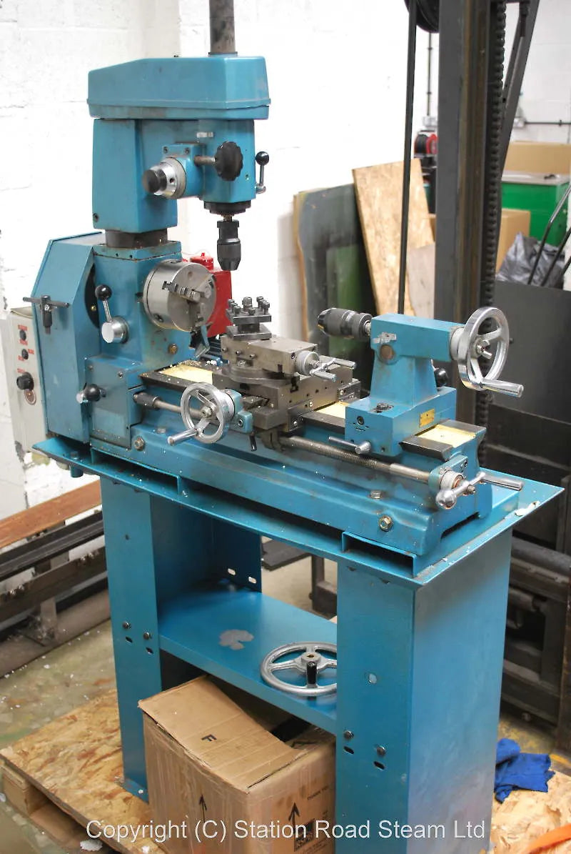Lathe with milling attachment
