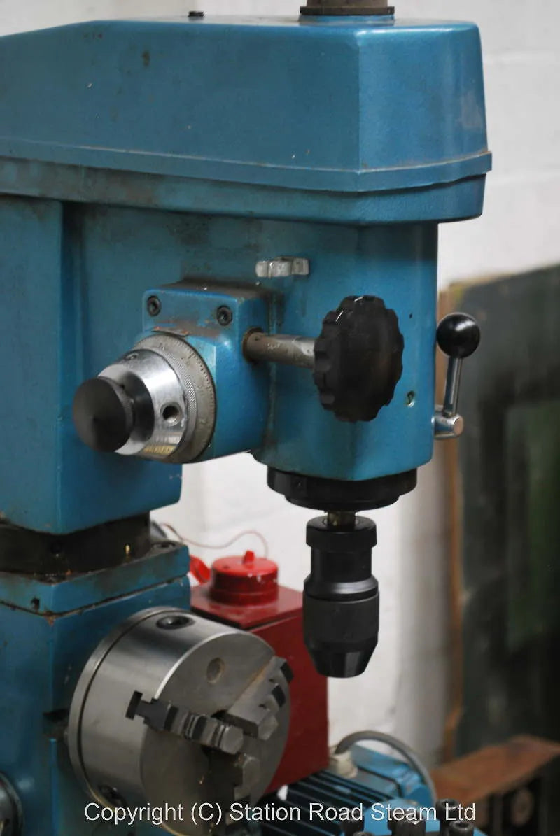 Lathe with milling attachment