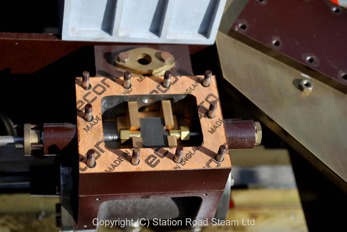 5 inch gauge part-built "Sweet Pea"