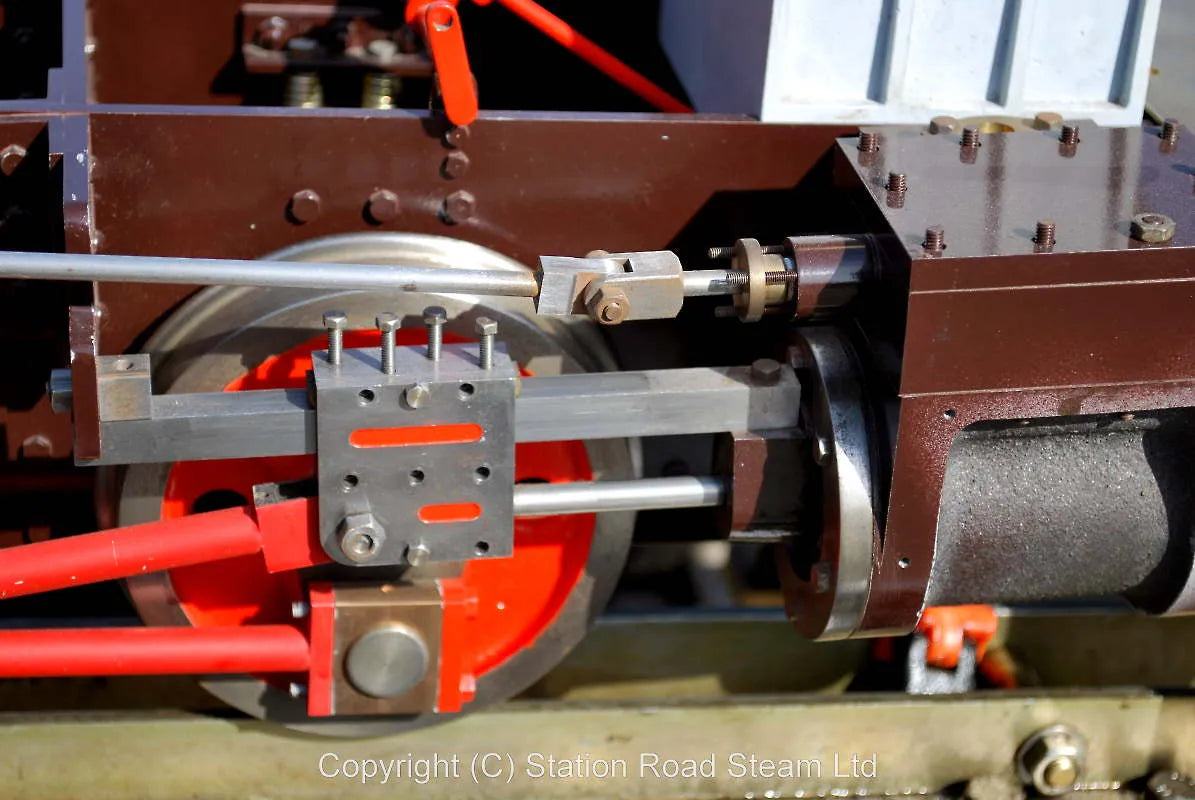 5 inch gauge part-built "Sweet Pea"
