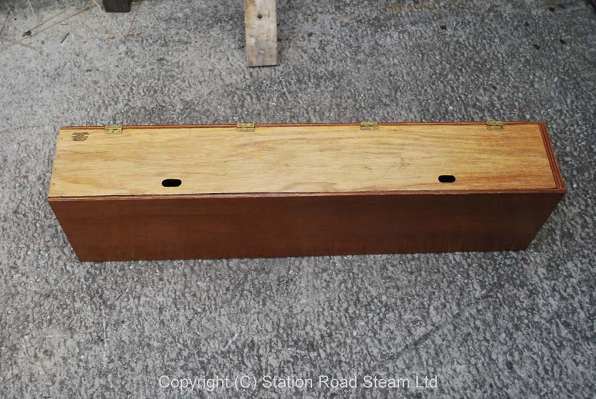 2 1/2 inch gauge wooden case