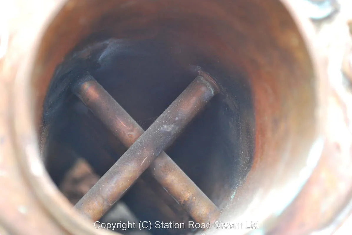 Centre flue marine boiler