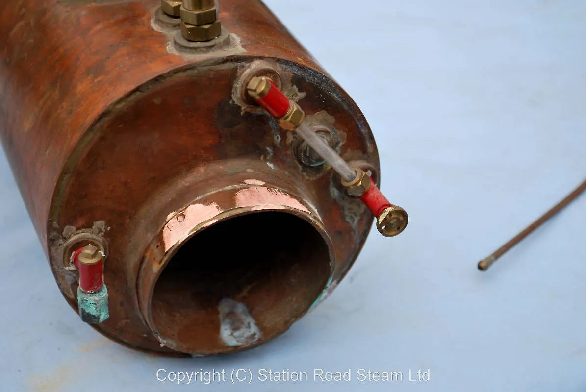 Centre flue marine boiler
