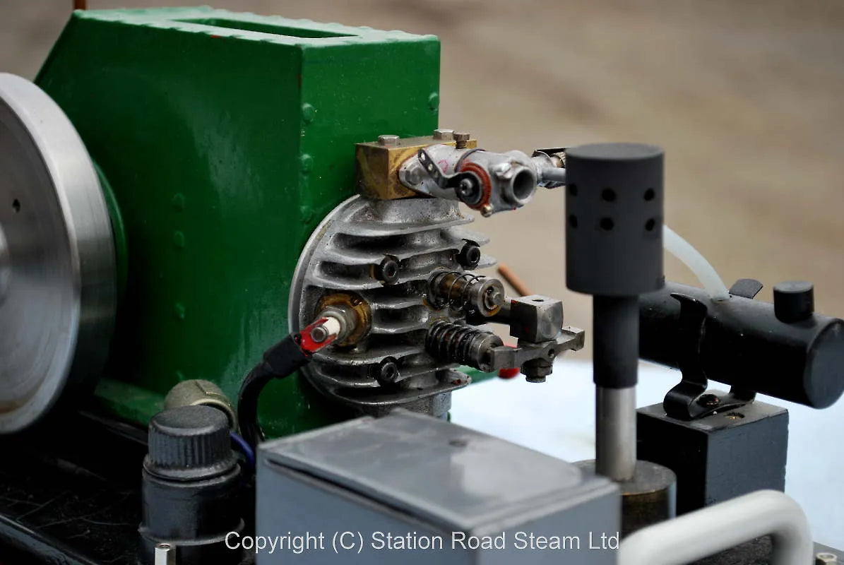 Westbury road roller engine
