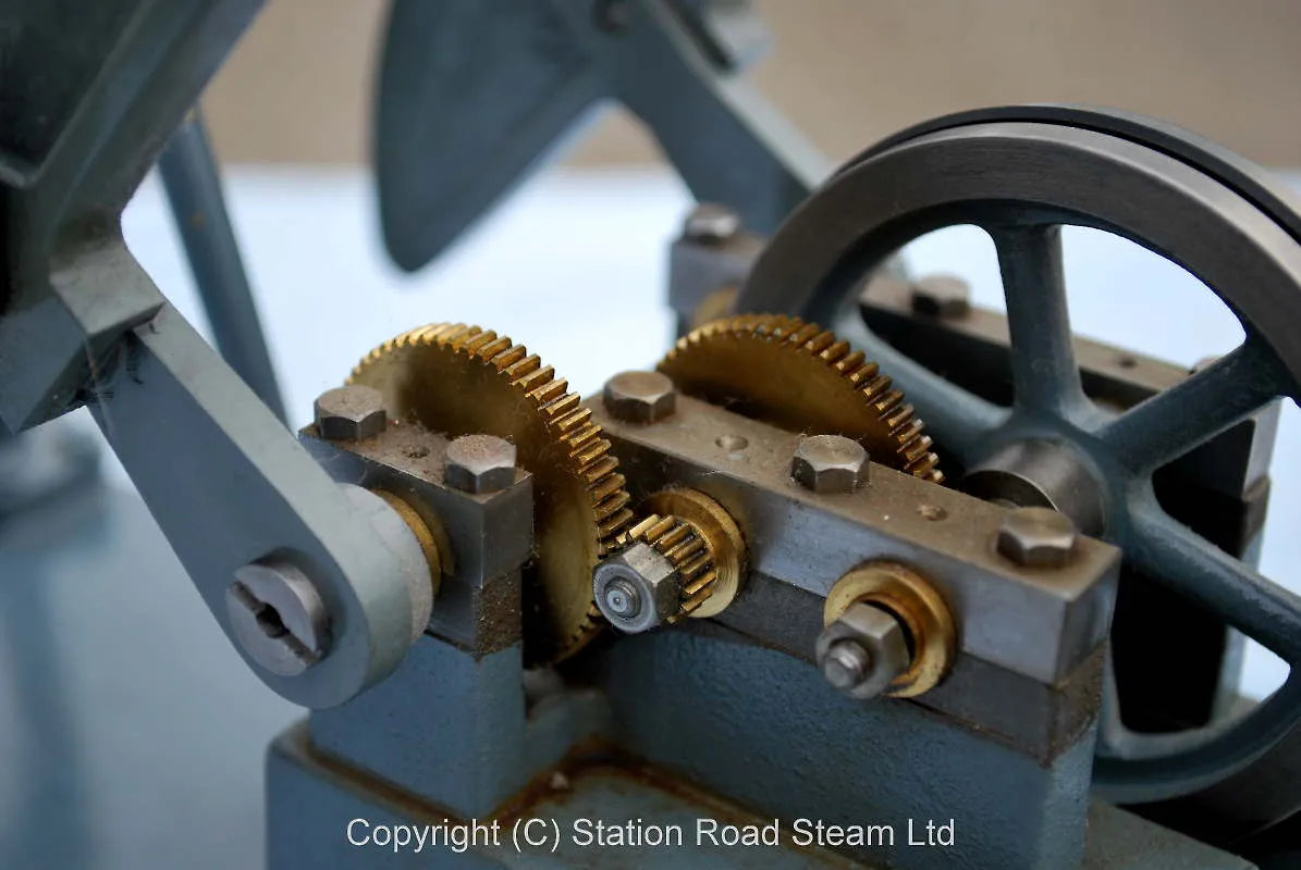 Oil field pump