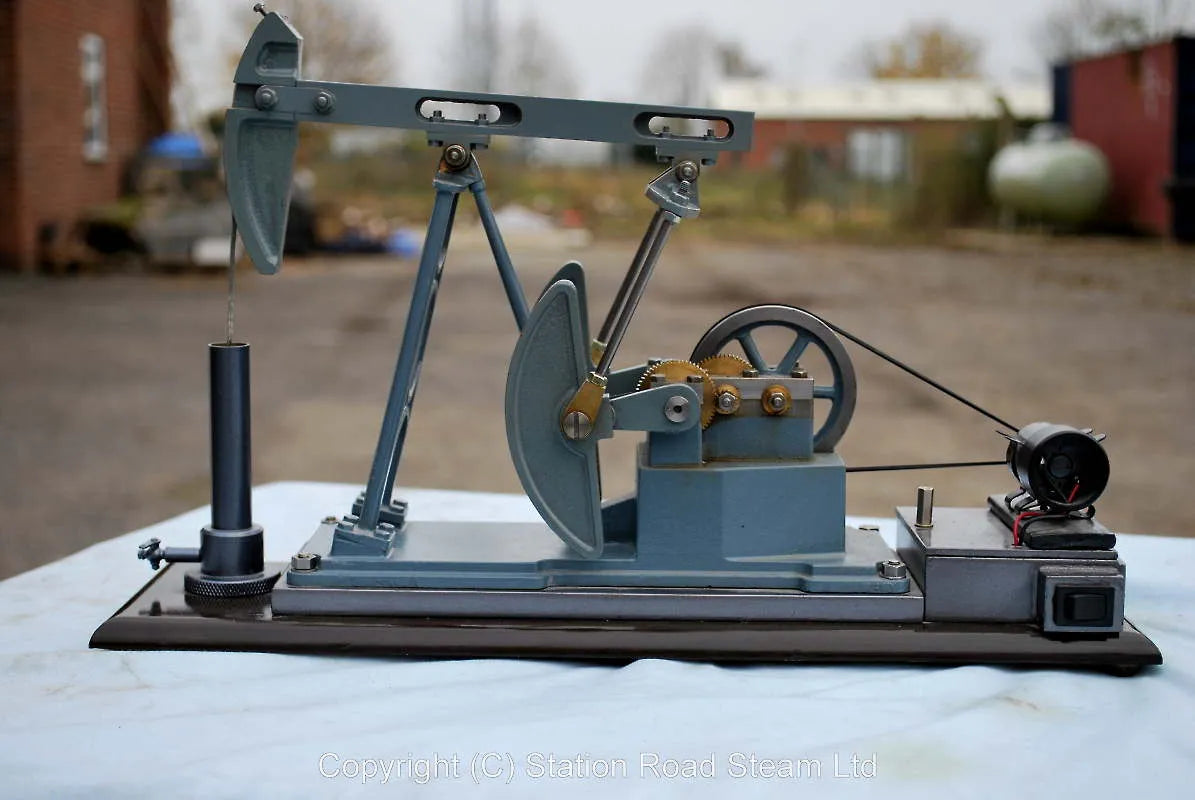 Oil field pump