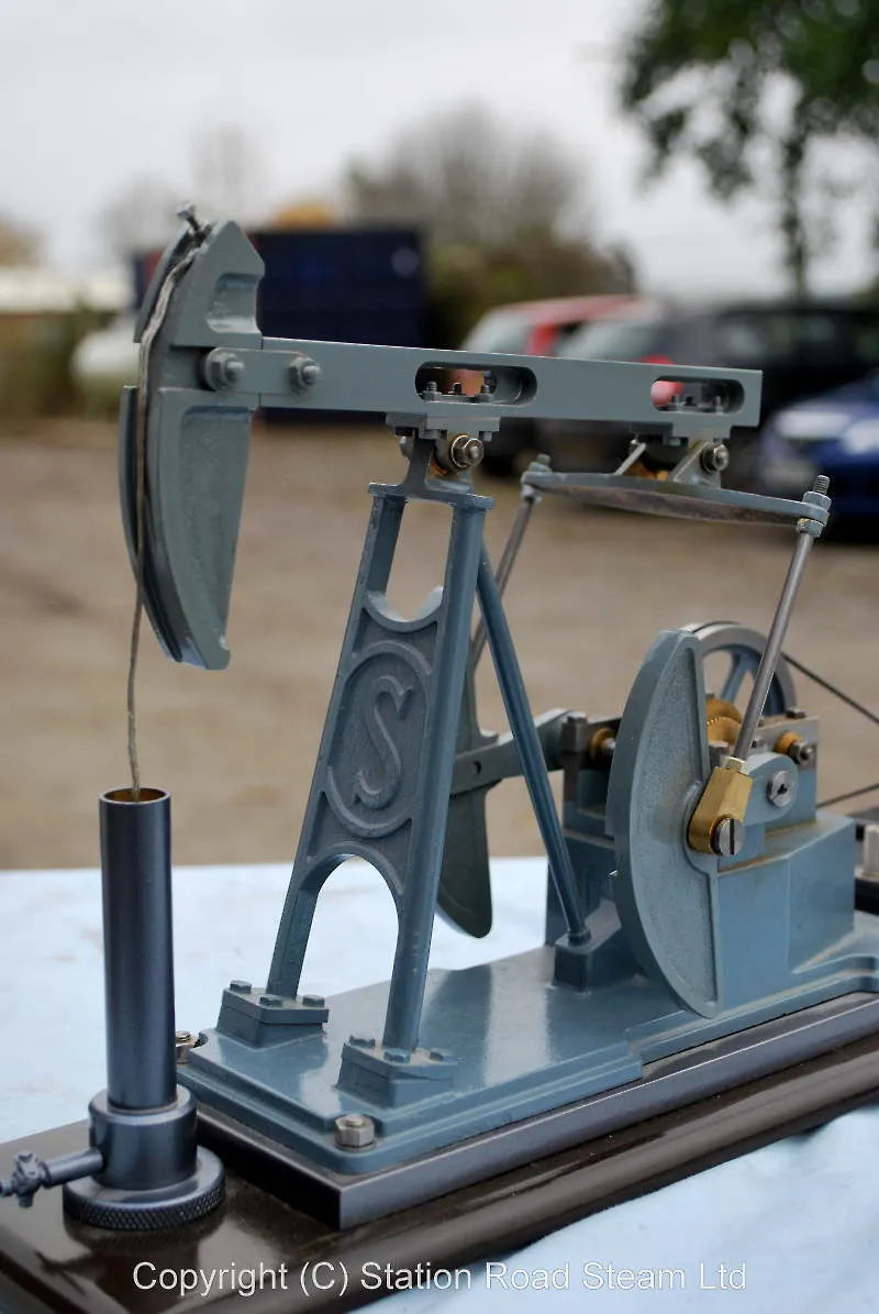 Oil field pump