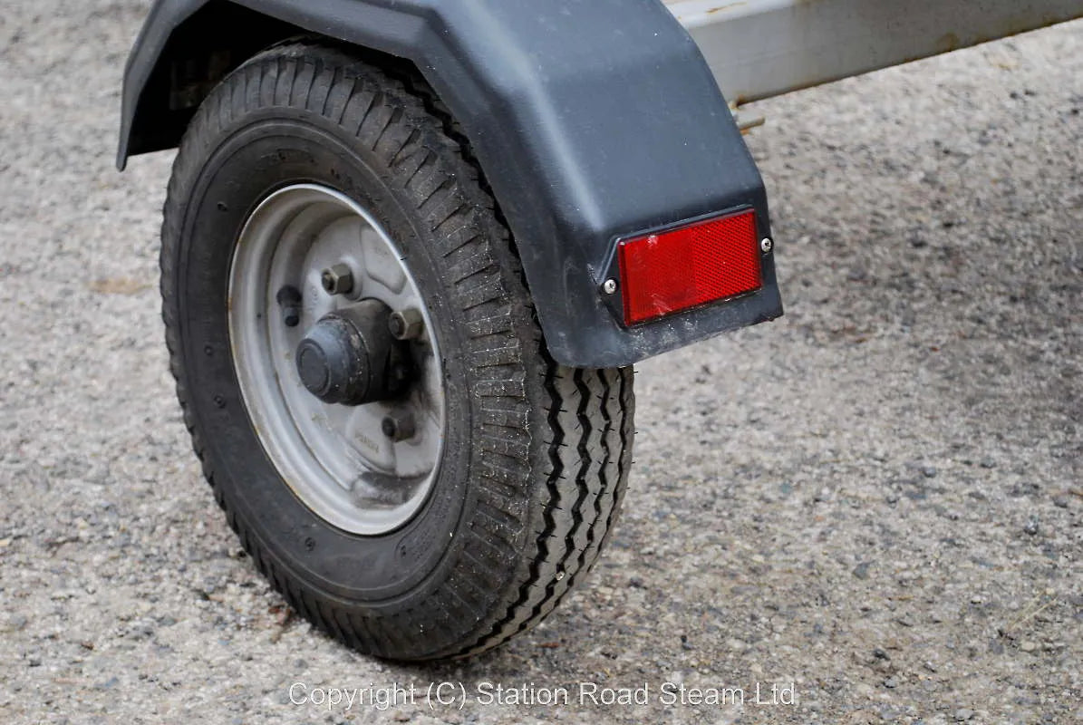 7 1/4 inch gauge box trailer