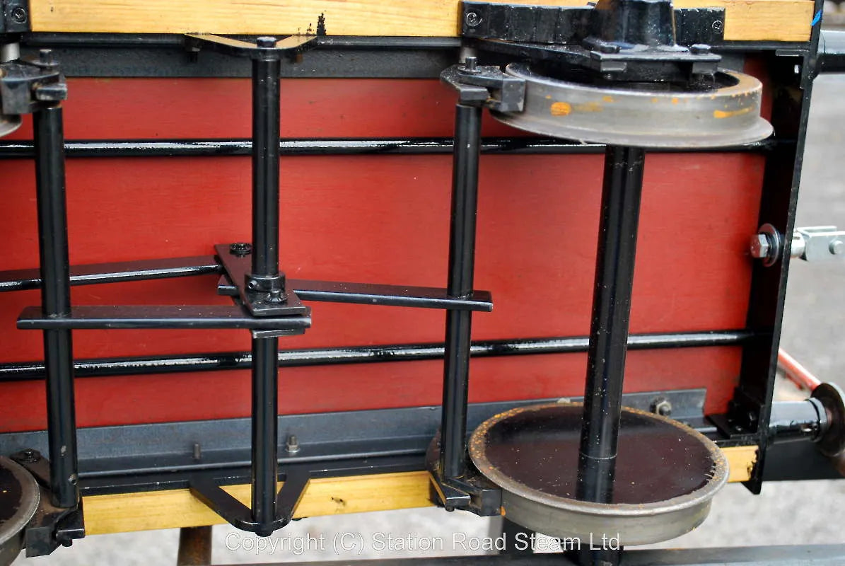 7 1/4 inch gauge planked wagon driving truck