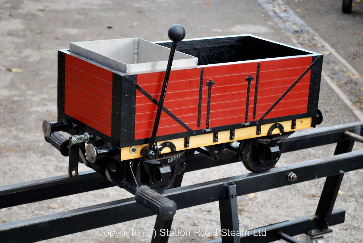 7 1/4 inch gauge planked wagon driving truck