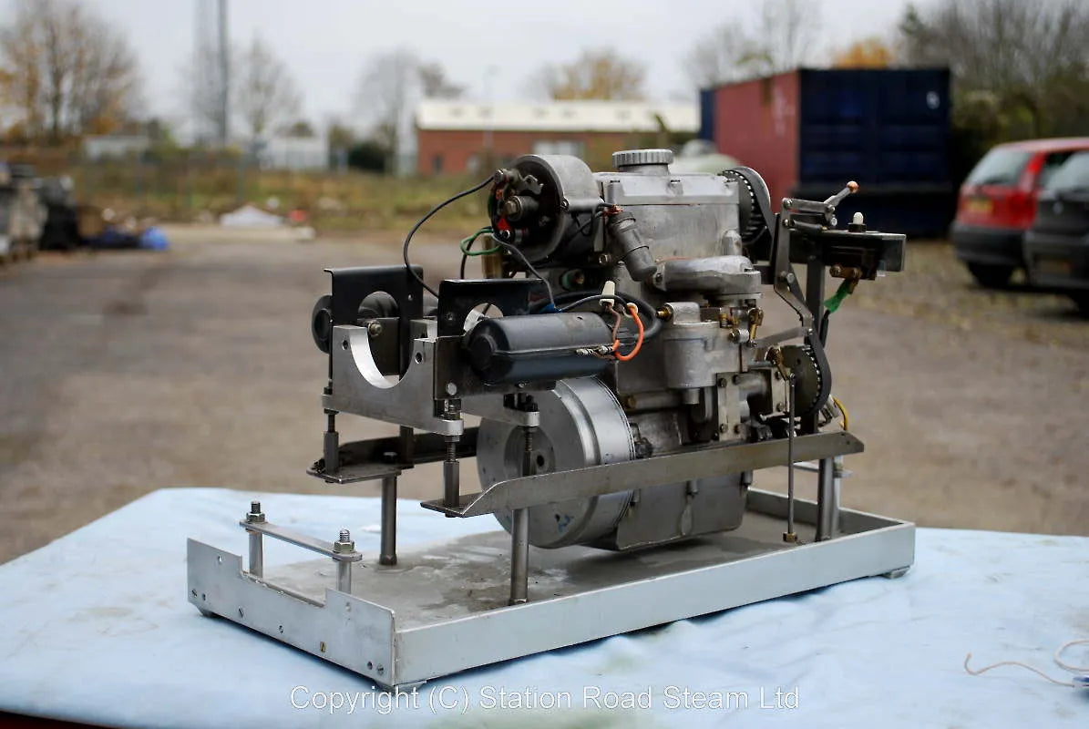 Westbury "Hermes" twin cylinder OHC engine