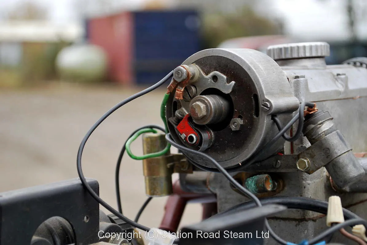 Westbury "Hermes" twin cylinder OHC engine