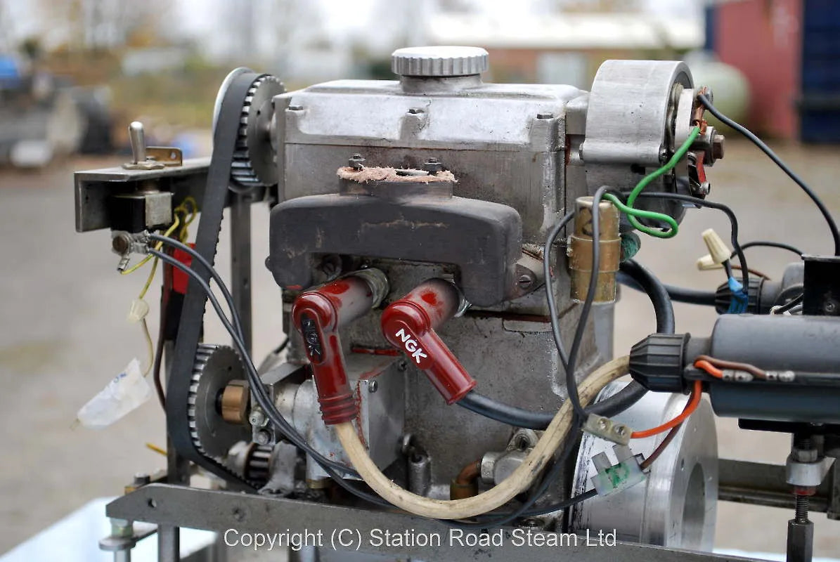 Westbury "Hermes" twin cylinder OHC engine