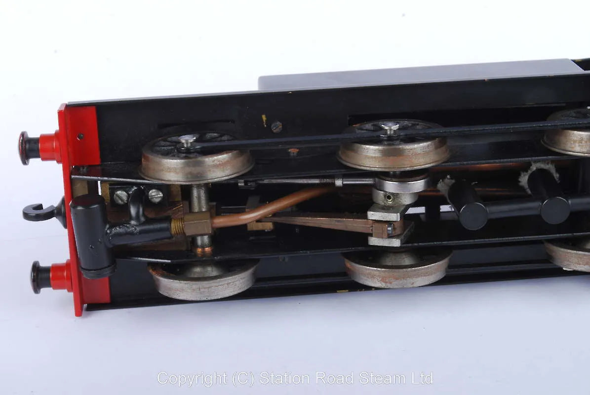 O-gauge spirit-fired 0-6-0T