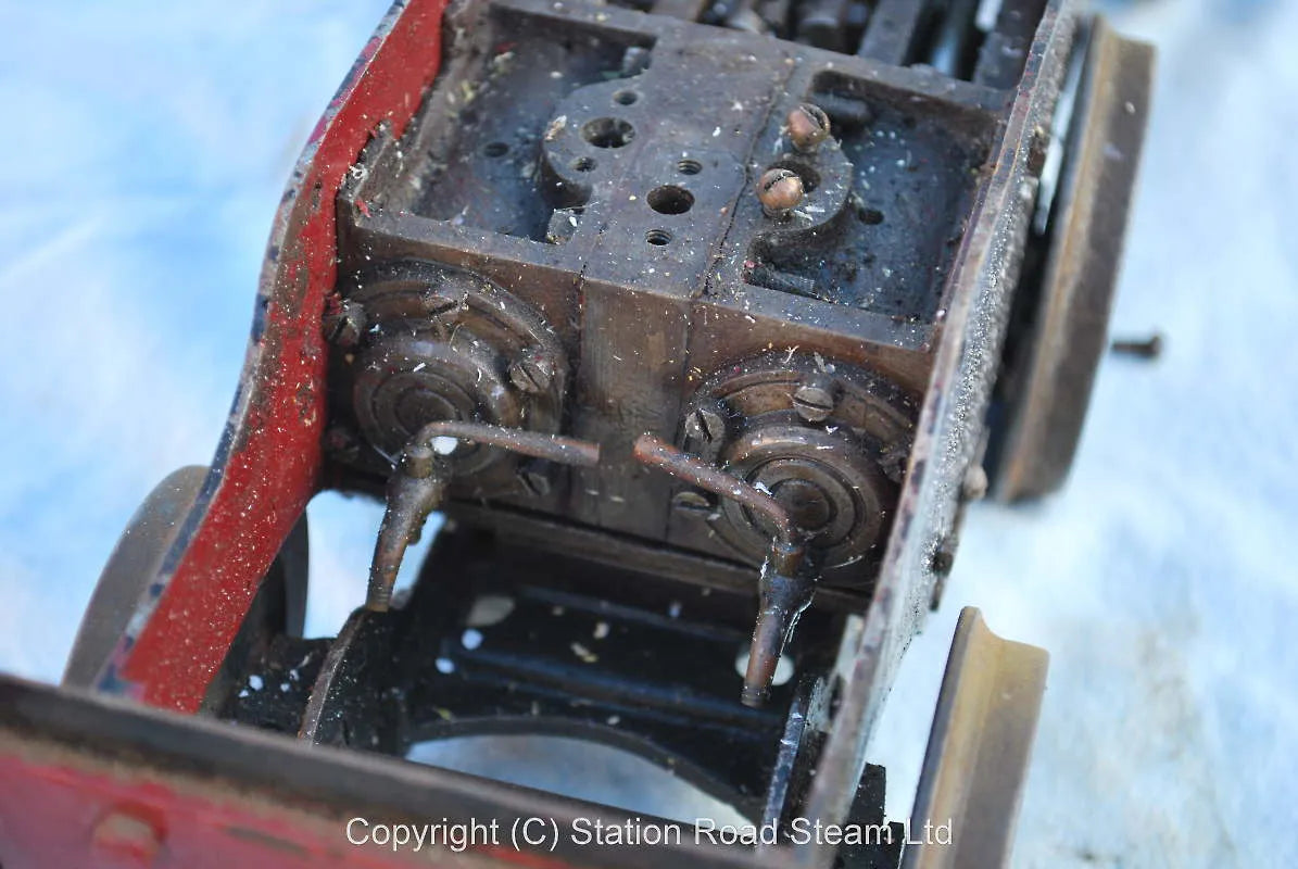 3 1/2 inch gauge part-built ancient 4-4-0