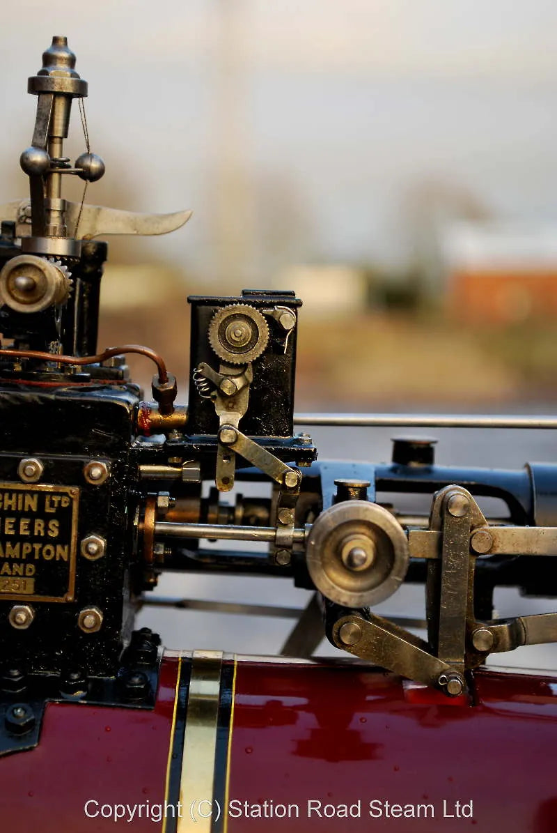 1 1/2 inch scale Allchin traction engine