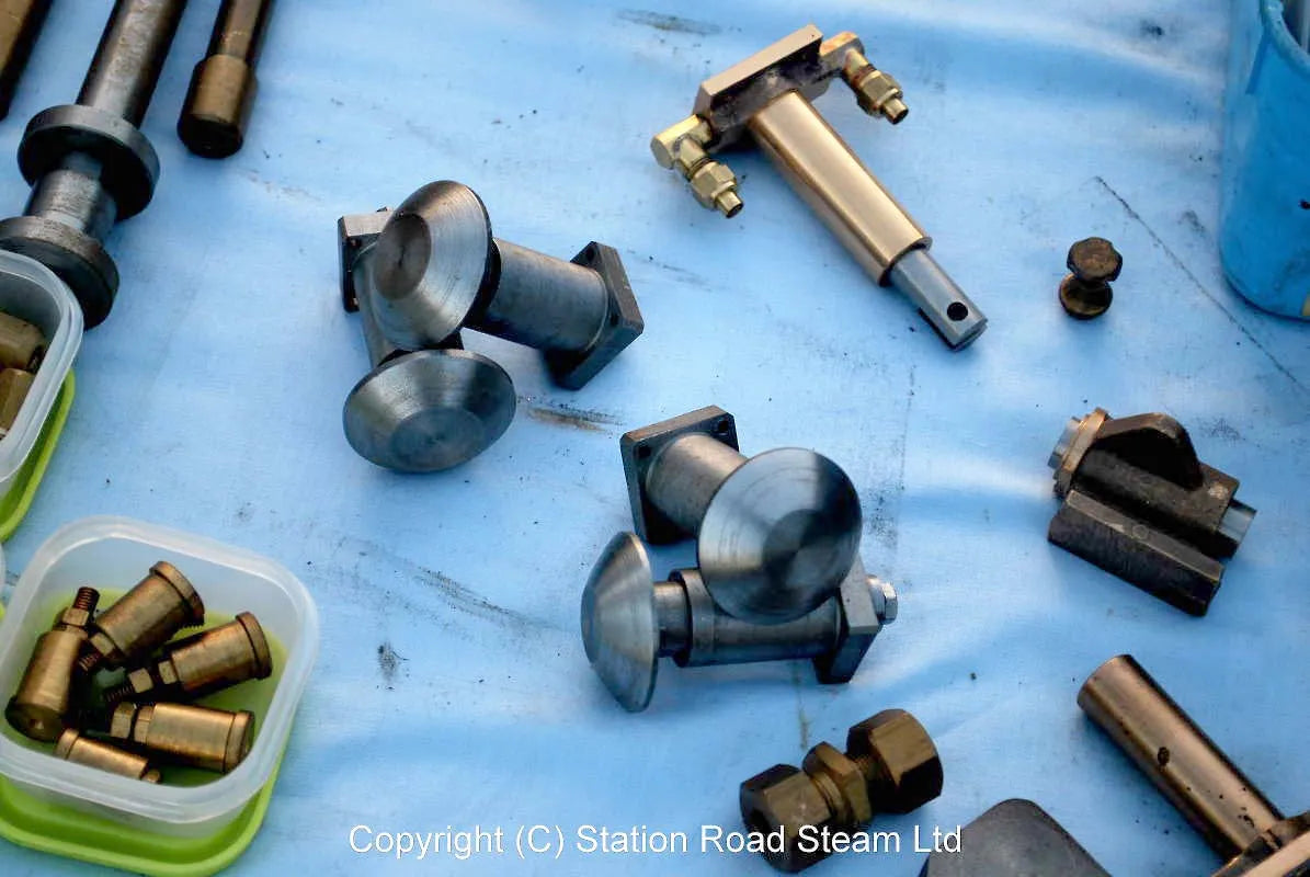 5 inch gauge part-built Sweet Pea