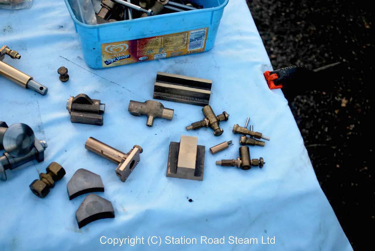 5 inch gauge part-built Sweet Pea