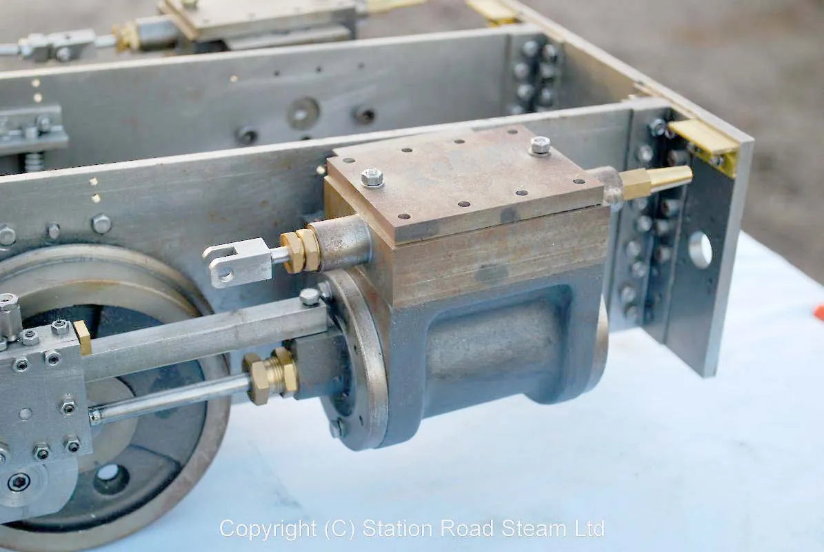 5 inch gauge part-built Sweet Pea