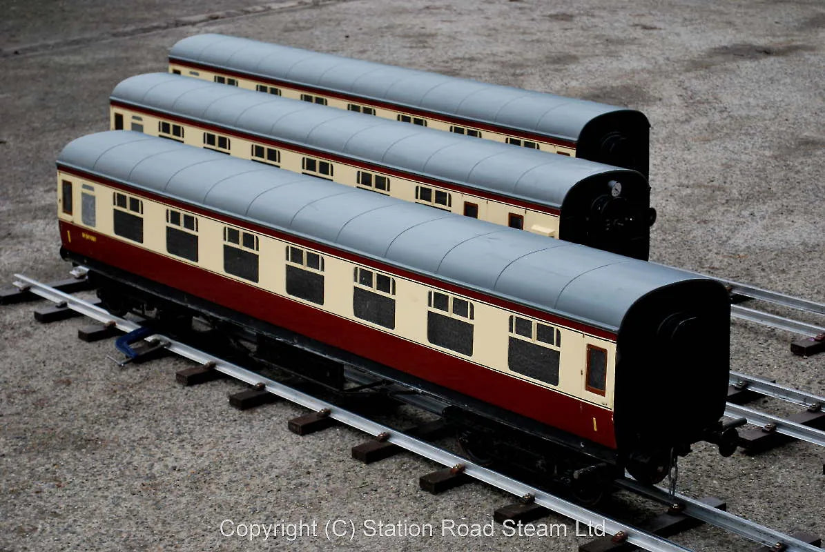 Three 7 1/4 inch gauge Aristocraft coaches