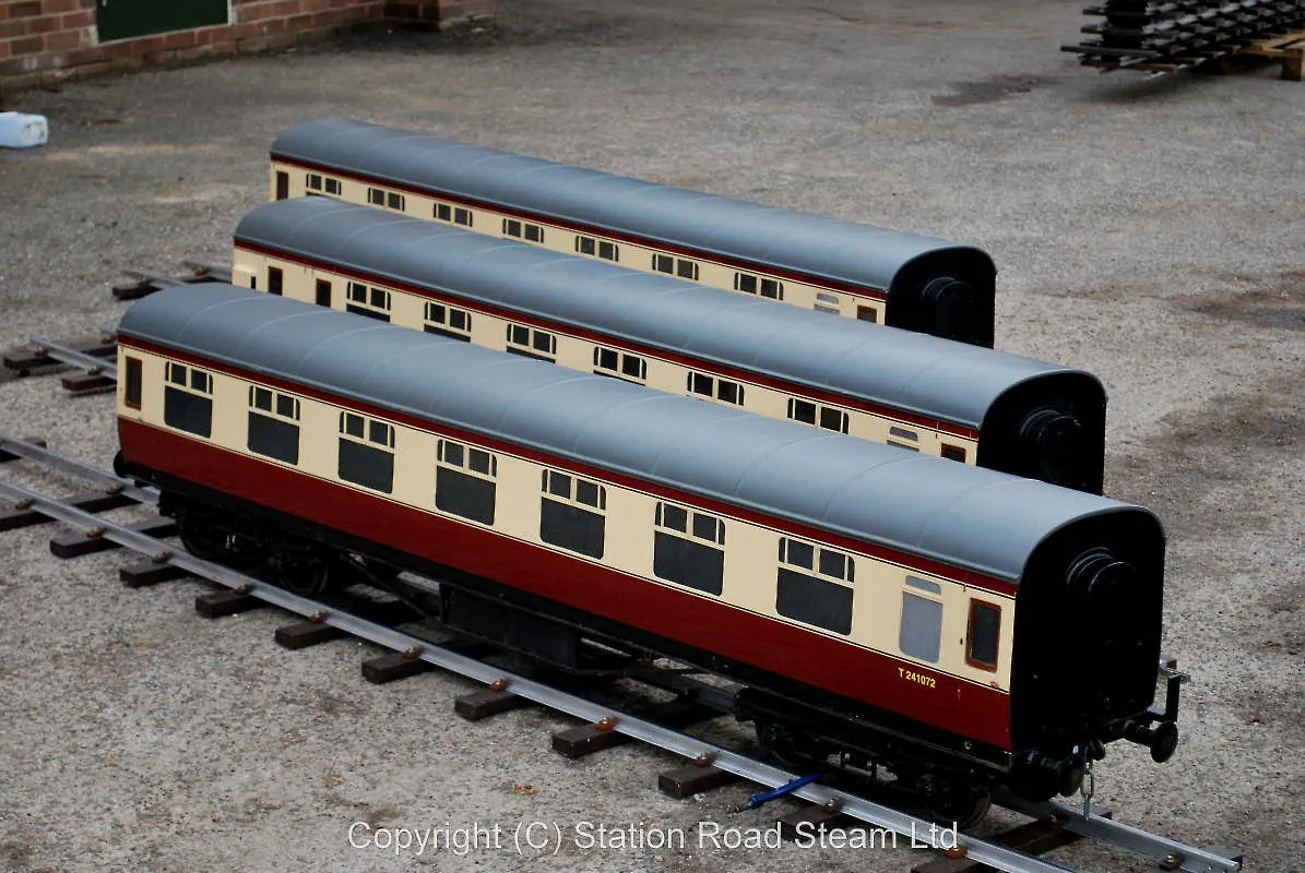 Three 7 1/4 inch gauge Aristocraft coaches