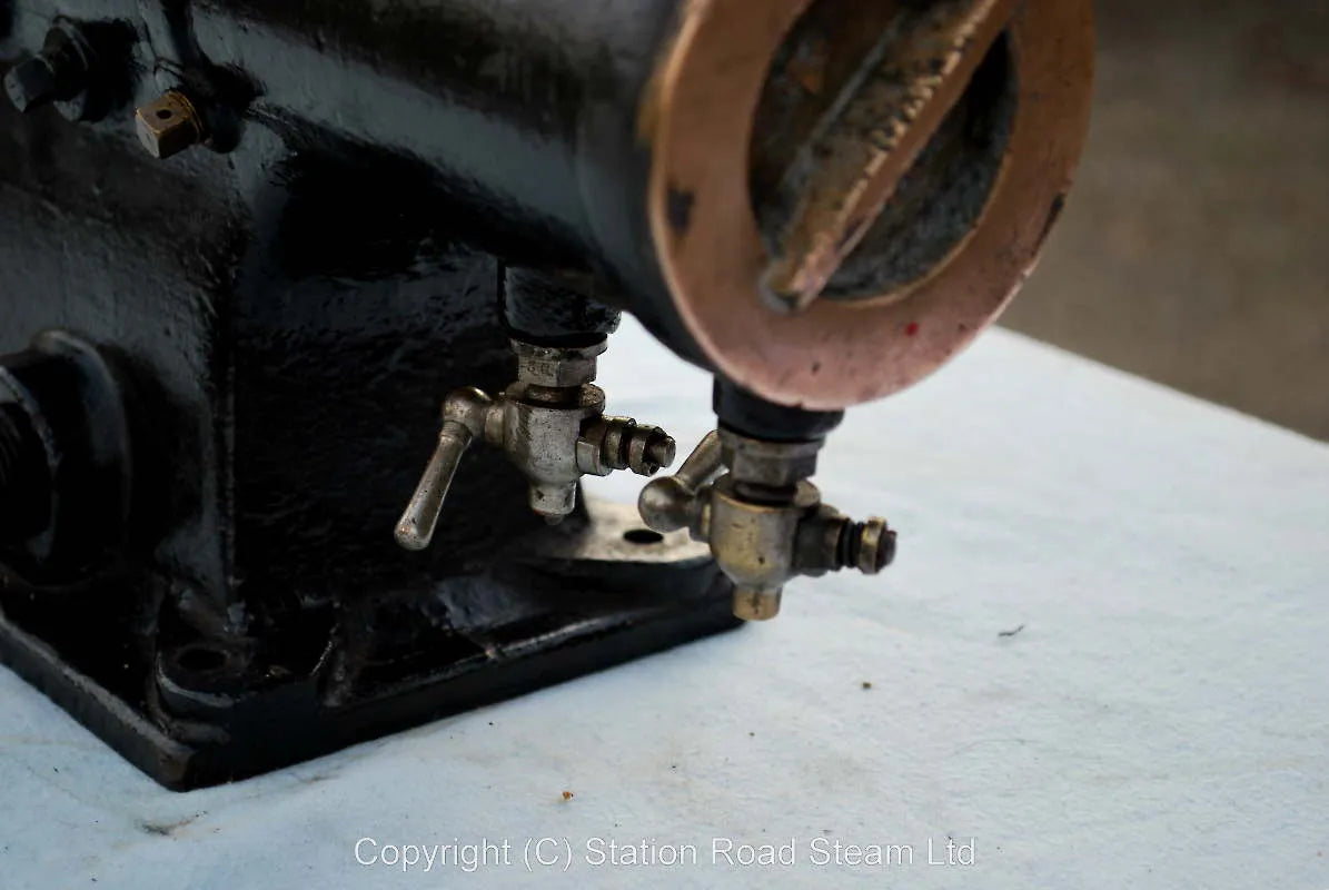 Steam pump