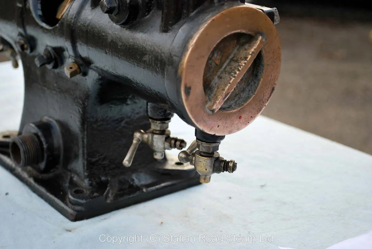 Steam pump