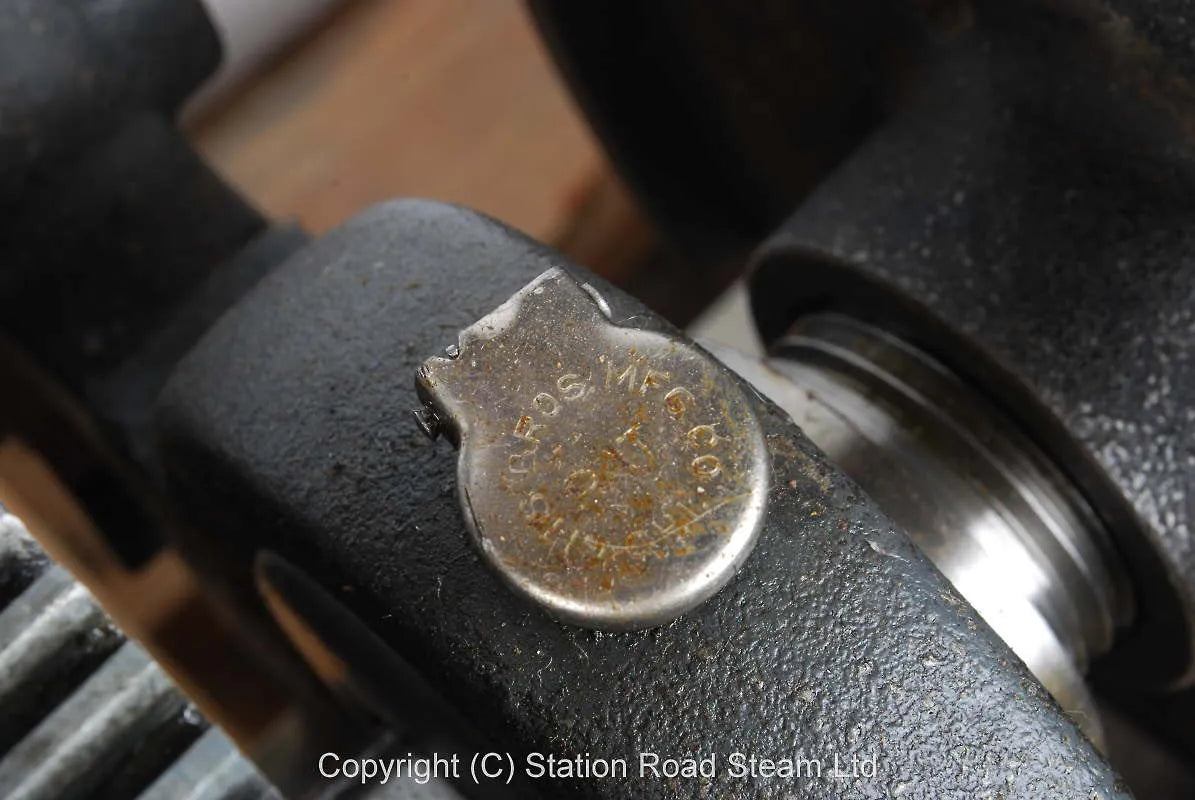 Atlas lathe with faceplate & steady
