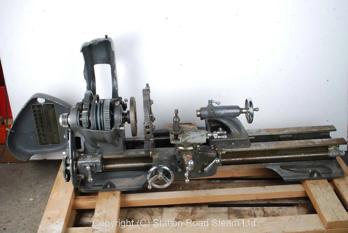 Atlas lathe with faceplate & steady