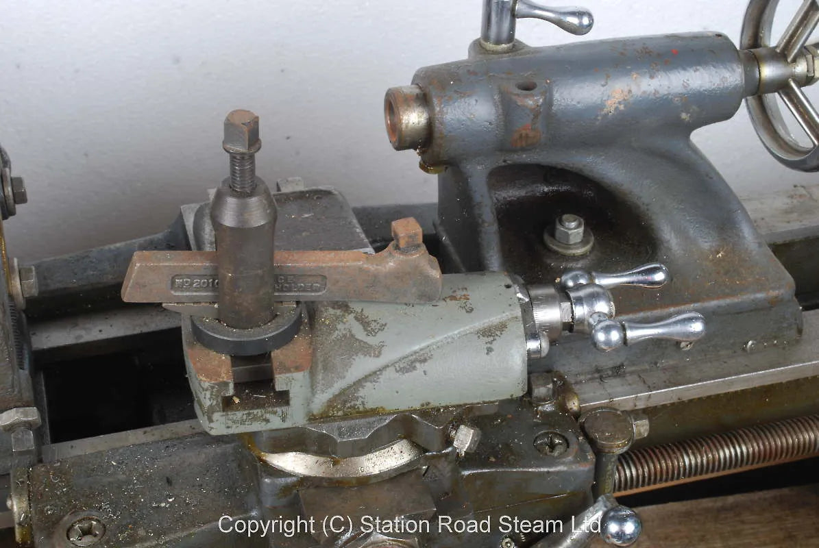Atlas lathe with faceplate & steady