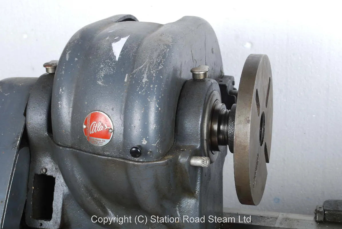 Atlas lathe with faceplate & steady