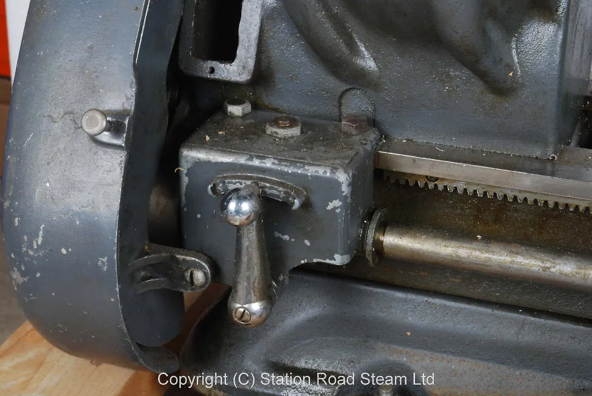 Atlas lathe with faceplate & steady