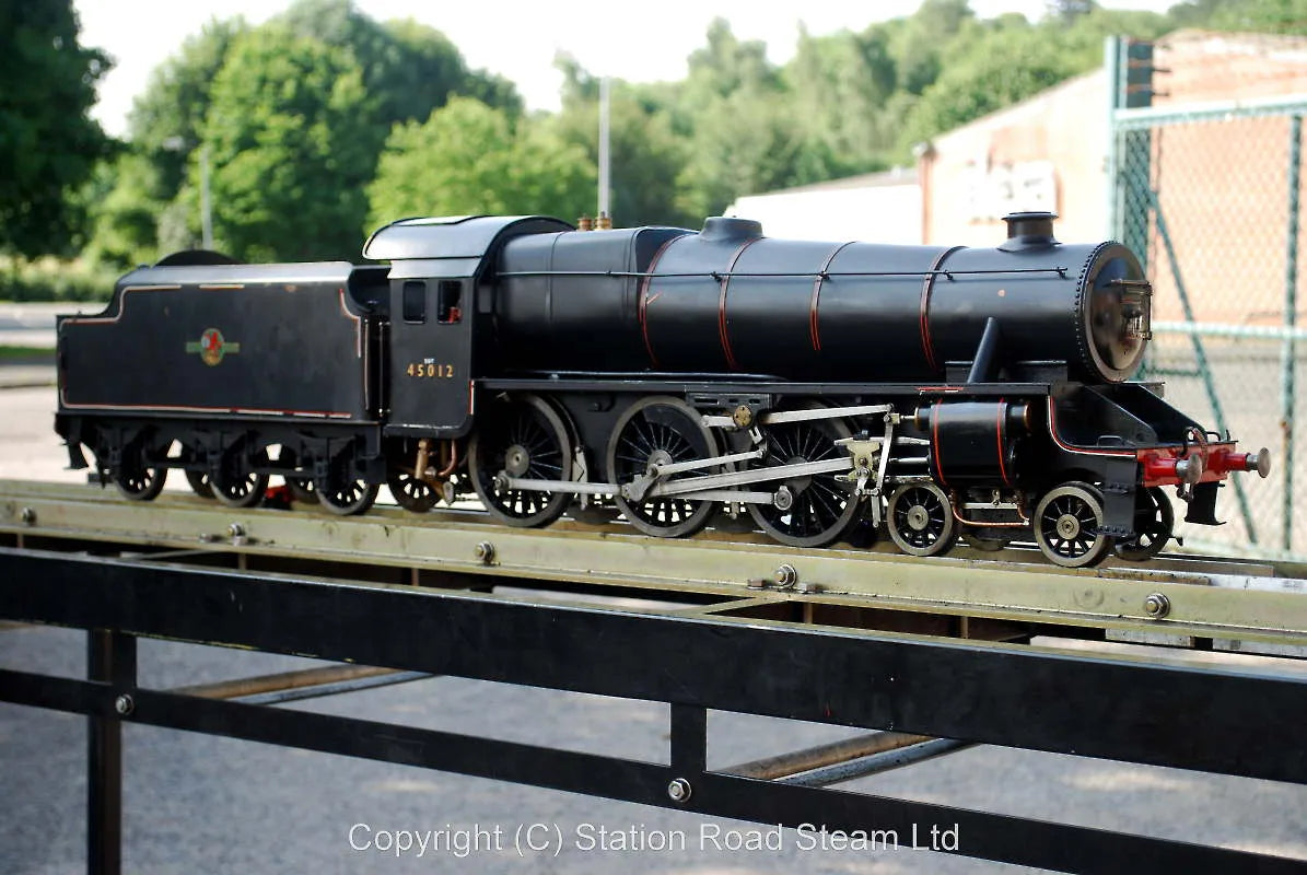 3 1/2 inch gauge Black 5