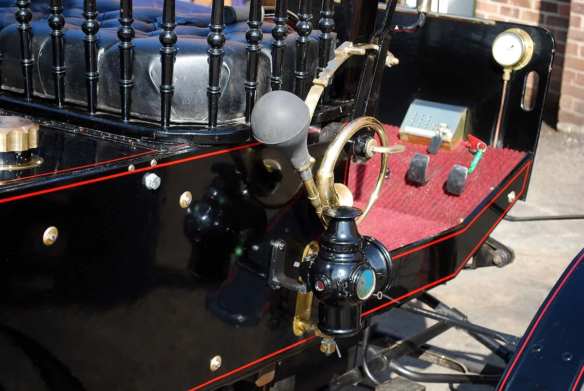Likamobile steam car