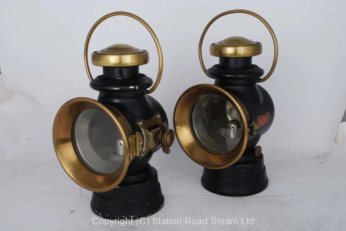 Pair "King of the Road" headlamps