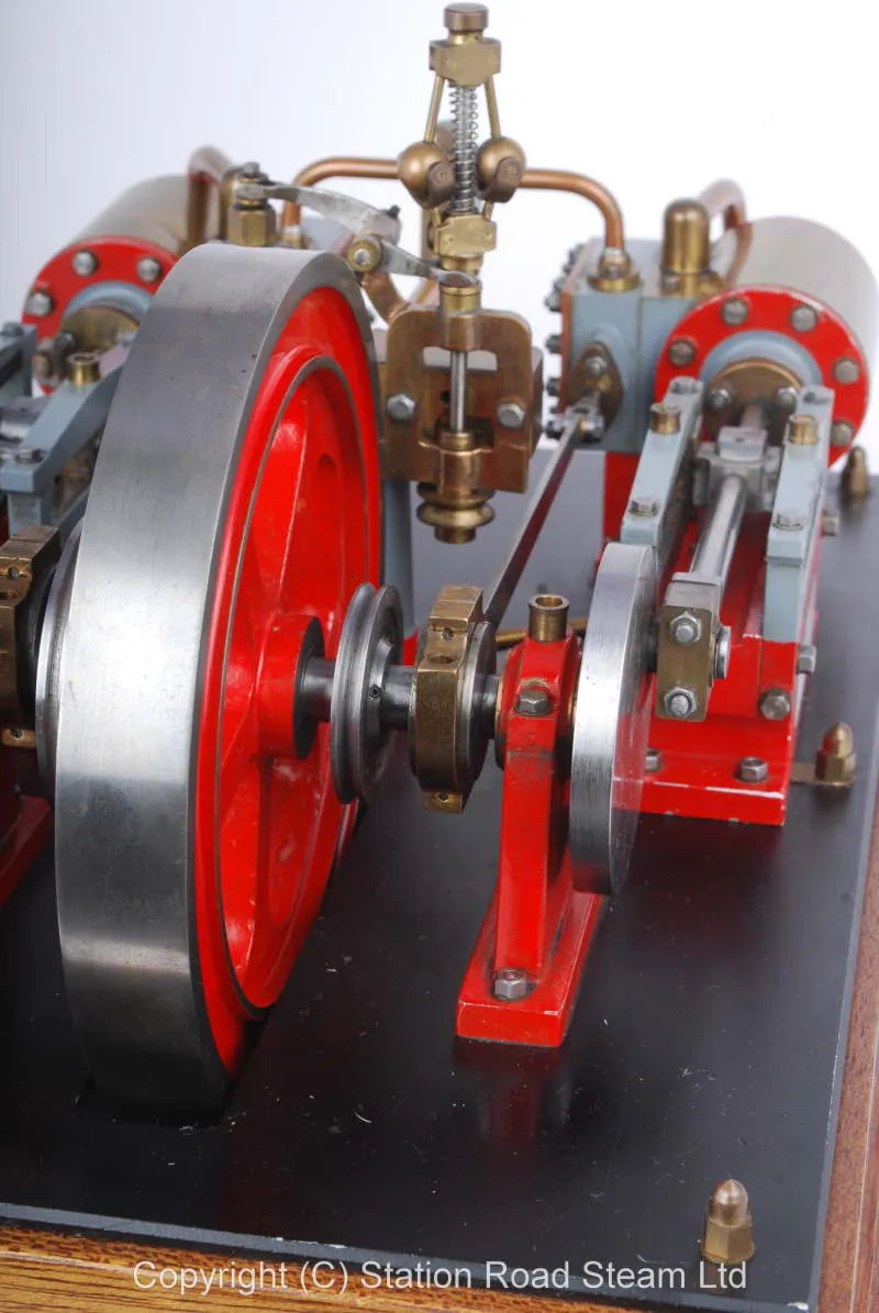 Twin cylinder mill engine with governor