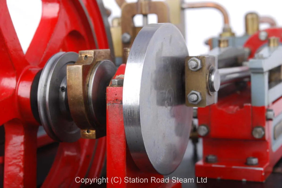 Twin cylinder mill engine with governor