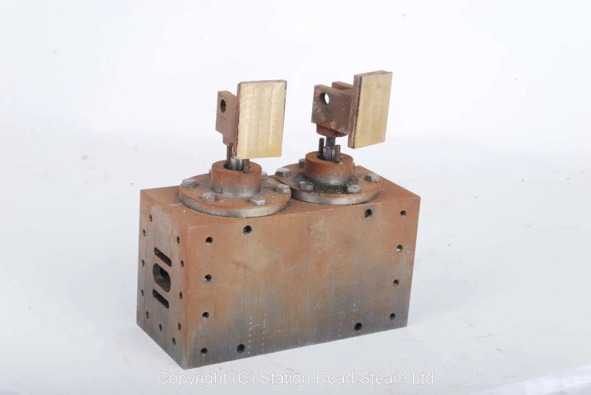 Pair machined 7 1/4 inch gauge inside cylinders