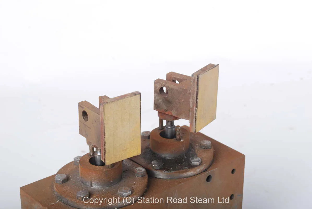 Pair machined 7 1/4 inch gauge inside cylinders