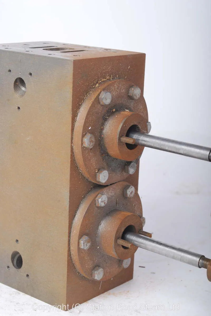 Pair machined 7 1/4 inch gauge inside cylinders