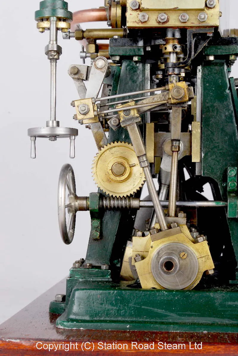Bolton triple expansion engine