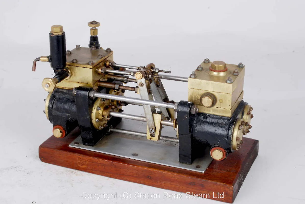 Duplex steam pump
